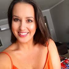 Rachael Barton's Instagram, Twitter & Facebook