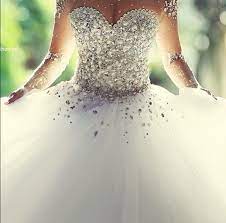 14 Robes De Mariees Super Glamours Et Romantiques Robe De Mariage Robe De Mariee Mariee Princesse