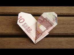 Eine zauberhafte idee für geldgeschenke. Geldscheine Falten Herz Geldgeschenke Zur Hochzeit Basteln Geld Falten Youtube
