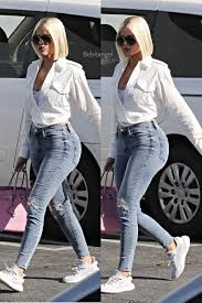 Announced today that season 20, premiering next year, will be the iconic series' it is with heavy hearts that we say goodbye to keeping up with the kardashians. Khloe Kardashian In 2021 Khloe Kardashian Outfits Khloe Kardashian Khloe Kardashian Style