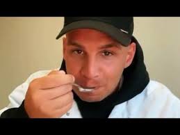 Pietro lombardi ist der superstar von dieter bohlen und rtl. Lecker Pietro Lombardi Bringt Eigene Eissorte In Den Handel Youtube