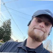 Tim Eddings's Instagram, Twitter & Facebook