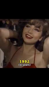 How Old Is Thalia from Thalia and Robert