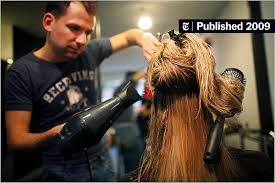 This sexy casual long blonde hairstyle is left out for all to. Rumor Has It A Gossip Girl Whose Hairstyle Is In Demand The New York Times