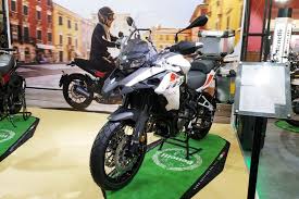 Find a model available near you finance repayment calculator. Modal Benelli Trk 502x Bertarung Di Segmen Adventure Halaman All Kompas Com