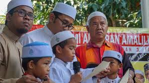 Check spelling or type a new query. Anak Dusun Bonggi Dari Pulau Banggi Sabah Berjaya Hafiz Al Quran Setelah 3 Tahun Peluk Islam Www Hafizsetahun Com