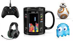 Top 10 Christmas Gifts For Gamers Geeks 2015 Youtube