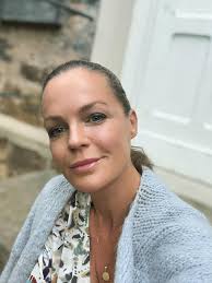 Slowly back to the roots #landliebe #pfarrhaus #baudenkmal #altefreunde  #familie #deeptalk #mystik #slowlifestyle #backtobasic