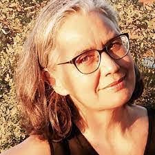 Karen Luper's Instagram, Twitter & Facebook