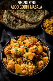 Aloo Gobi Recipe Cauliflower And Potato Curry Recipe Aloo Gobi Gobi Recipes Potato Curry