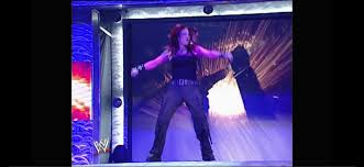 The august 12, 2002 edition of monday night raw is a professional wrestling television show of world wrestling entertainment, which took place on august 12, 2002 at the key arena in seattle, washington. Wwe Raw Apr 21st 2002 Lita Tries Lita The Only Daredevil Diva In Wwe History Facebook