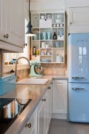 Retro Kuche Einrichten 50 Ideen Fur Einen Gelungenen Sprung Zu Den 50 Ern Wohnideen Und Dekoration Kuchen Ideen Vintage Kuche Einrichten Haus Kuchen