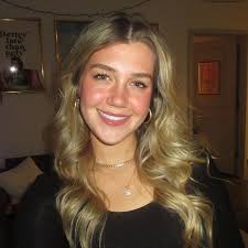 Sydney Elam (@sydneyelammm)