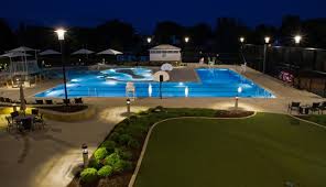 Taking it with extra care, sunbathing is wholesome considering that introduces vitamin d into the body, so the ideal option seems to be switching between indoor and outdoor pools depending on the season. Pool Dubuquegolf Org