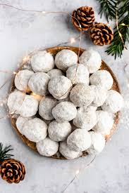 The snowball/mexican wedding cookie recipe my grandma always made for christmas. Mexican Wedding Cookies Kim S Cravings