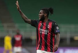 برشلونة على اتصال مع وكيل أعماله منذ ديسمبر وهم في انتظاره، لكن لم يتخذ كيسي خياره النهائي بعد حيث لا يزال السباق مفتوحًا والنوادي. Ù‚Ù†Ø§Ø© Ù…ÙŠÙ„Ø§Ù† Nicolo Schira ØªØ¬Ø¯ÙŠØ¯ ÙØ±Ø§Ù†Ùƒ ÙƒÙŠØ³ÙŠ Ø­ØªÙ‰ Ø¹Ø§Ù… 2026 Ù‡Ùˆ Ø£ÙˆÙ„ÙˆÙŠØ© Ù…ÙŠÙ„Ø§Ù† Ø­ÙŠØ« Ù…Ù† Ø§Ù„Ù…Ù‚Ø±Ø± Ø£Ù† ØªÙ†ØªÙ‡ÙŠ ØµÙ„Ø§Ø­ÙŠØ© Ø¹Ù‚Ø¯ Ø§Ù„Ù„Ø§Ø¹Ø¨ Ø§Ù„Ø¥ÙŠÙÙˆØ§Ø±ÙŠ ÙÙŠ Ø¹Ø§Ù… 2022 ÙˆÙ‡Ùˆ ÙŠØ·Ù„Ø¨ Ø±Ø§ØªØ¨Ø§