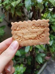 .personnalisés, chocolats personnalisés, nougats personnalisés, marshmallows personnalisés, guimauves personnalisées, calissons, sucettes et autres friandises et bonbons personnalisés. Tampon Biscuit Mariage Lise Sacha Sur Mesure Pour Personnaliser Sables Ou Cookies Diy Biscuit Personnalise Tampon Biscuit Personnalise Wedding Biscuit Personalized Cookies Custom Cookies