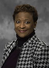 Linda Ziolkowski's Instagram, Twitter & Facebook