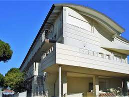 L'immobile è posto al quarto piano ed è composto da ingresso, sala da pranzo, cucina. Proposte Di Vendita A Milano Marittima E Cervia Agenzia Immobiliare Alpini Milena A Milano Marittima