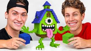 Best Shoe Art Wins $1,000!