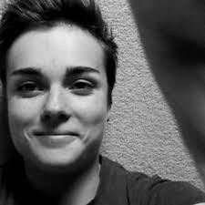 Amy Underdown's Instagram, Twitter & Facebook