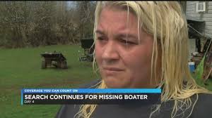 Missing boater's girlfriend holds out hope