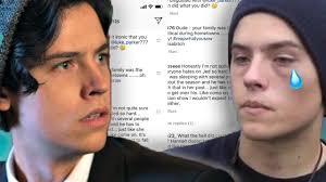 Наиболее известен по ролям бена геллера в телесериале «друзья». Cole Sprouse Drags Dylan Sprouse On Insta Hollywire Youtube