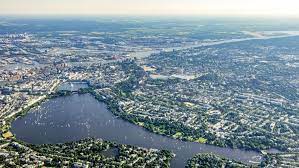 Underfunded, dated, rather scruffy and, generally speaking, not the cosiest place to spend time in. Alsterrunning In Hamburg Runner S World
