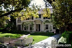 This house, located at 843 south el molino avenue in pasadena, california, was the filming location for the 1991 comedy film father of the bride, starring steve martin and diane keaton. Father Of The Bride Film Locations