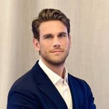 I'm excited to welcome Naoki John Yoshida to the Coral Capital team as our  newest Partner, based in San Francisco! Over the last six years, Coral has  grown into Japan's leading venture