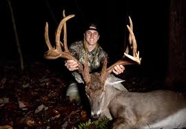 Lee Ellis arrowed another buck of a lifetime from the Atlanta suburbs  yesterday evening. This is getting cliche, but what a journey Lefty lead us  on! 5 years of history, 2 years