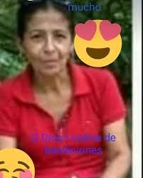 Domingo 22 de Cumpleaños la Profesora del Liceo de Manicuare Carmen  Bustamante muchas felicidades y Salud le desea la Dra. Marina Pereda.desde  Cumaná.