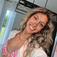 Catherine Sonier's Instagram, Twitter & Facebook