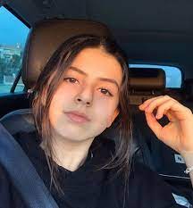Zeynep selimoğlu oynadığı diziler ile gönüllerde taht kuran zeynep selimoğlu, son dönemde başarılı işlere imza atmıştır. Zeynep Selimoglu Kimdir Boyu Kac Yasinda Oynadigi Diziler Hayati