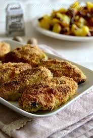 Galline, capponi, anatre, faraone, conigli, piccioni e le nostre buonissime uova, sono prodotti che provengono esclusivamente dai nostri allevamenti. Alette Di Pollo Impanate Al Forno Dolce E Salato Di Miky