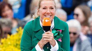 Gebt uns euer go, dass wir dieses verwenden dürfen. Zdf Fernsehgarten Comeback Misslungen Die Einzige Die Kiwis Witze Lustig Findet Ist Kiwi Selbst Bunte De