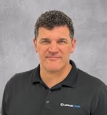 Chris Mendez's Instagram, Twitter & Facebook