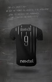 La local mantiene la identidad del club al. Pin On Uniformes Futbol