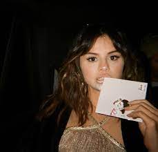 Selena Gomez S Album Rare Is A Beautiful Celebration Of Self Love Femestella Selena Gomez New Album Selena Gomez Selena Gomez Cute