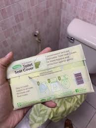 Tajuk entry yang agak sensasi tapi tiada unsur lucah,hehe ok,ramai manusia sanggup tandas duduk. Hijabi Wajib Ada Toilet Seat Cover Bila Nak Guna Tandas Awam Barulah Boleh Melepas Dengan Selamat Hijabista