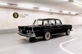 Mercedes Benz W 111 230 S 3 Mercedesclassiccars Mercedes Benz Classic Mercedes Benz Mercedes Benz Amg