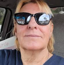 Anyone else remember the teen nightclub called “Pandemonium” in Pine Hills,  circa 1985? My brother and I met some friends there for my 17th birthday;  we smoked a joint in the parking