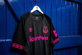 Conforme apurado pela tnt sports, o time da capital paulista fez uma proposta pelo seu retorno, com valores não. Everton Lanca Nova Camisa Com Time Feminino Abc Da Comunicacao