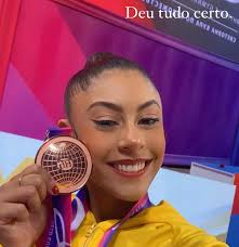 Que tal relembrar onde tudo começou? A Babi, de 6 anos de idade, nunca em  seus melhores sonhos, imaginaria que tudo isso iria acontecer, e que seu  sonho de criança finalmente está