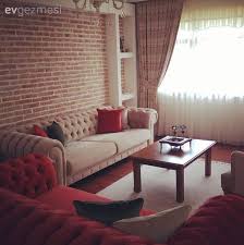 Her Odasinda Farkli Bir Stille Cok Zevkli Dosenmis Sicacik Bir Ev Ev Gezmesi Oturma Odasi Fikirleri Oturma Odasi Dekorasyonu Minimalist Ev