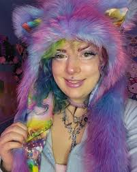 Happy New Year!!! Manifesting good health, creativity and success in 2025  🥳✨️ . . . . . #rainbowhair #spirithoods #pastelfashion #pastelaesthetic  #kawaiifashion #ravegirl