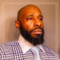 Donna Porco's Instagram, Twitter & Facebook