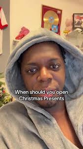 What Time Is Acceptable to Open Presents in The Morning