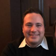 Çok gurur verici bir haber. ING Türkiye'de bir çok başarının mimarı olan  Yücel, şimdi ING'nin perakende bankacılık operasyonlarına liderlik edecek.  Dostuma başarılar…