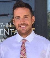 Justin Poff's Instagram, Twitter & Facebook